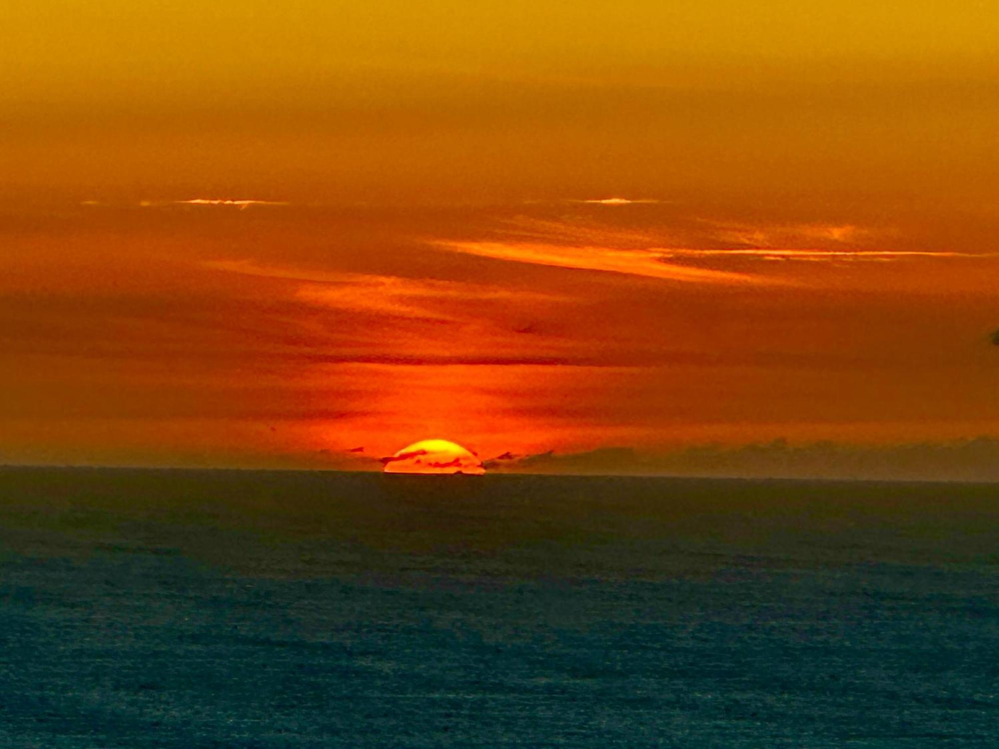 Tenerife Holidays Адехе Экстерьер фото