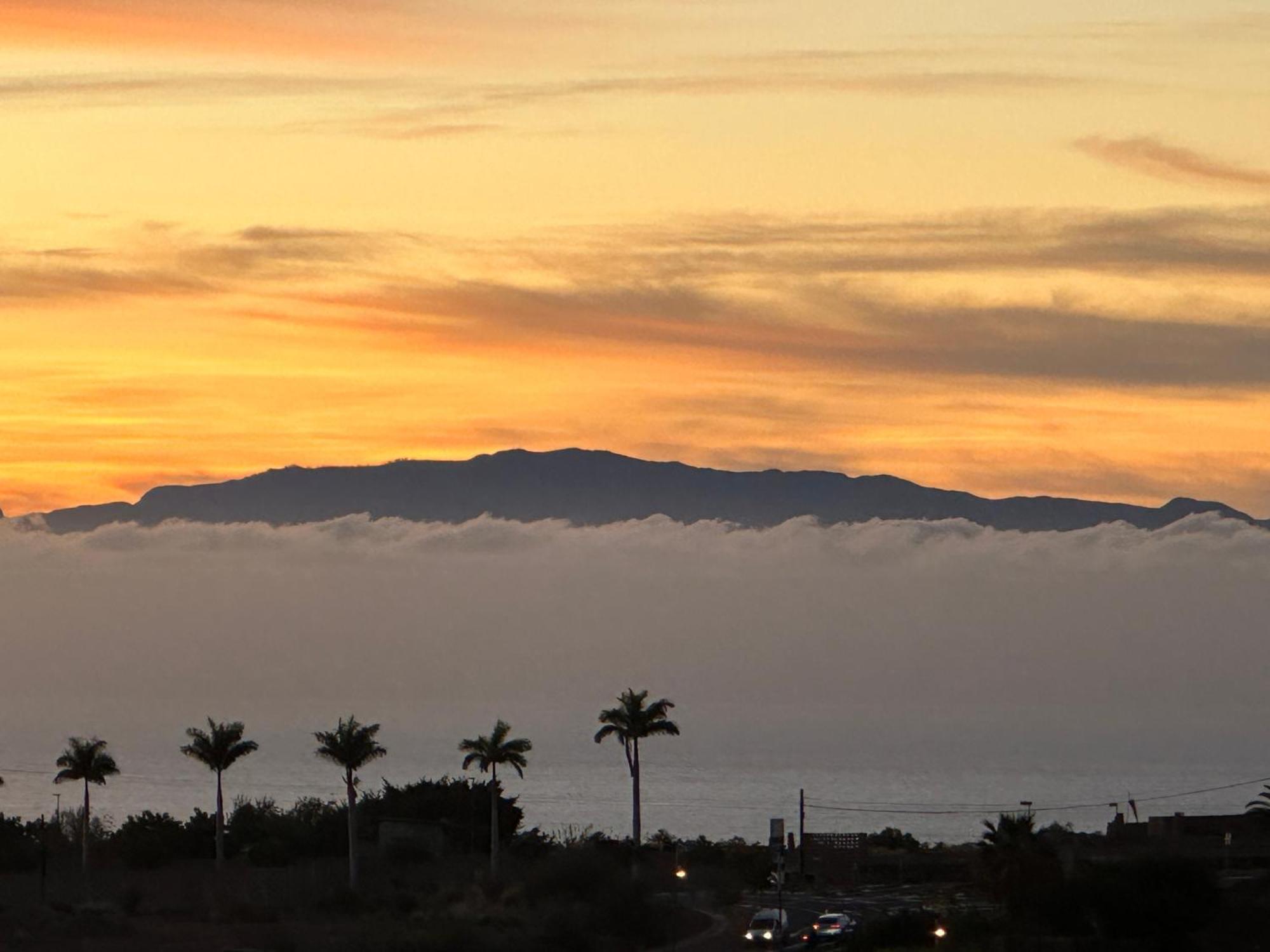 Tenerife Holidays Адехе Экстерьер фото