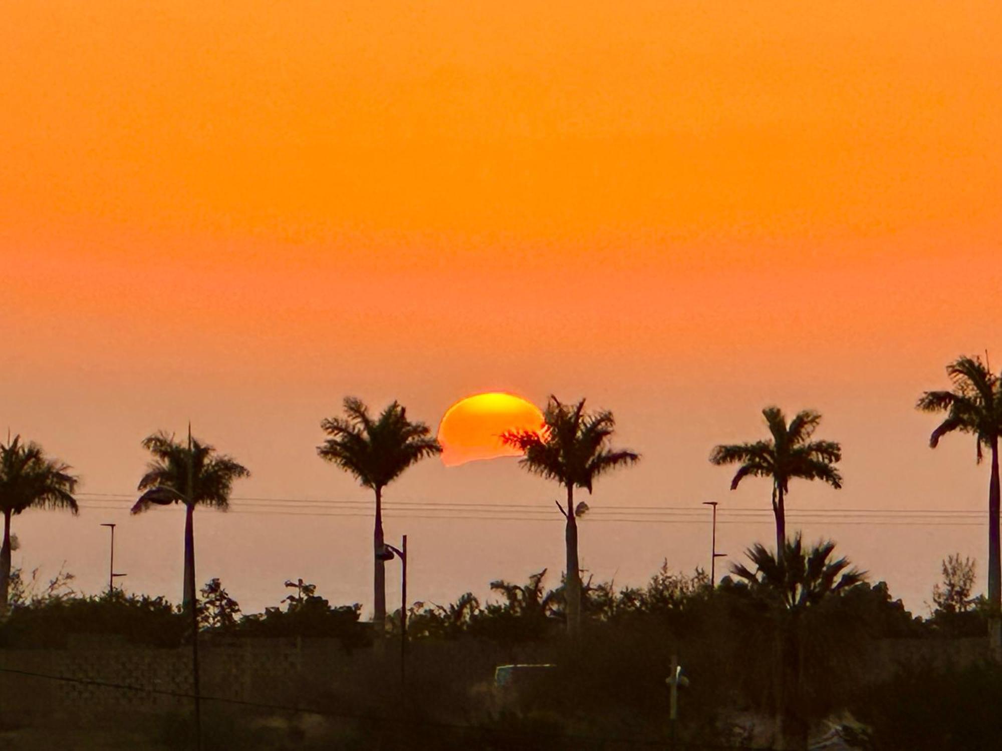 Tenerife Holidays Адехе Экстерьер фото